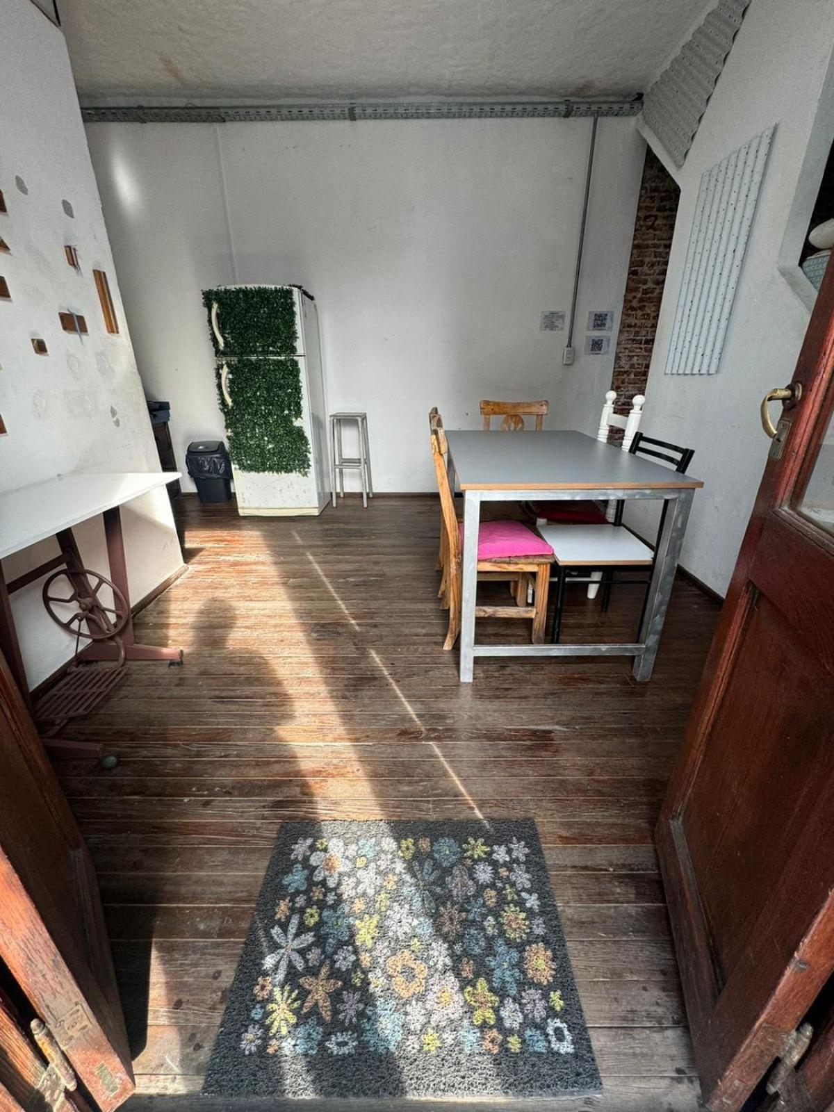 High Hostel Rosario Bagian luar foto