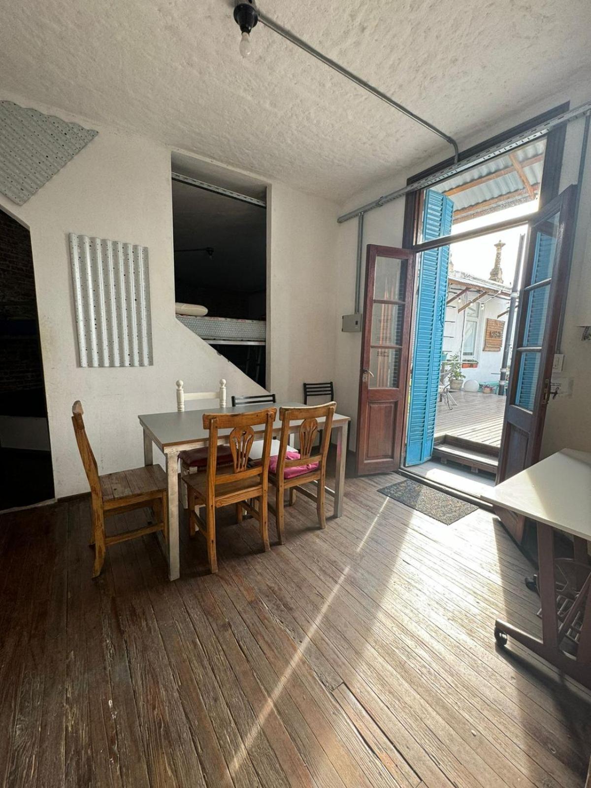 High Hostel Rosario Bagian luar foto