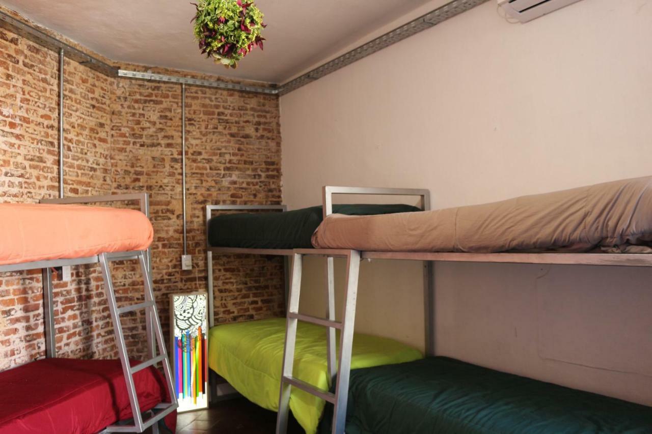 High Hostel Rosario Bagian luar foto